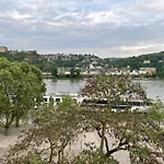 Rheinblick Apartment- Park And *
