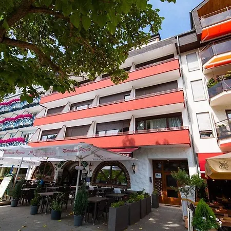 Апартаменты Rheinblick Apartment- Park And *