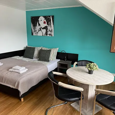 Rheinblick Apartment- Park And