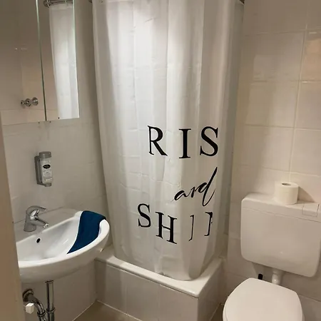 شقة Rheinblick Apartment- Park And